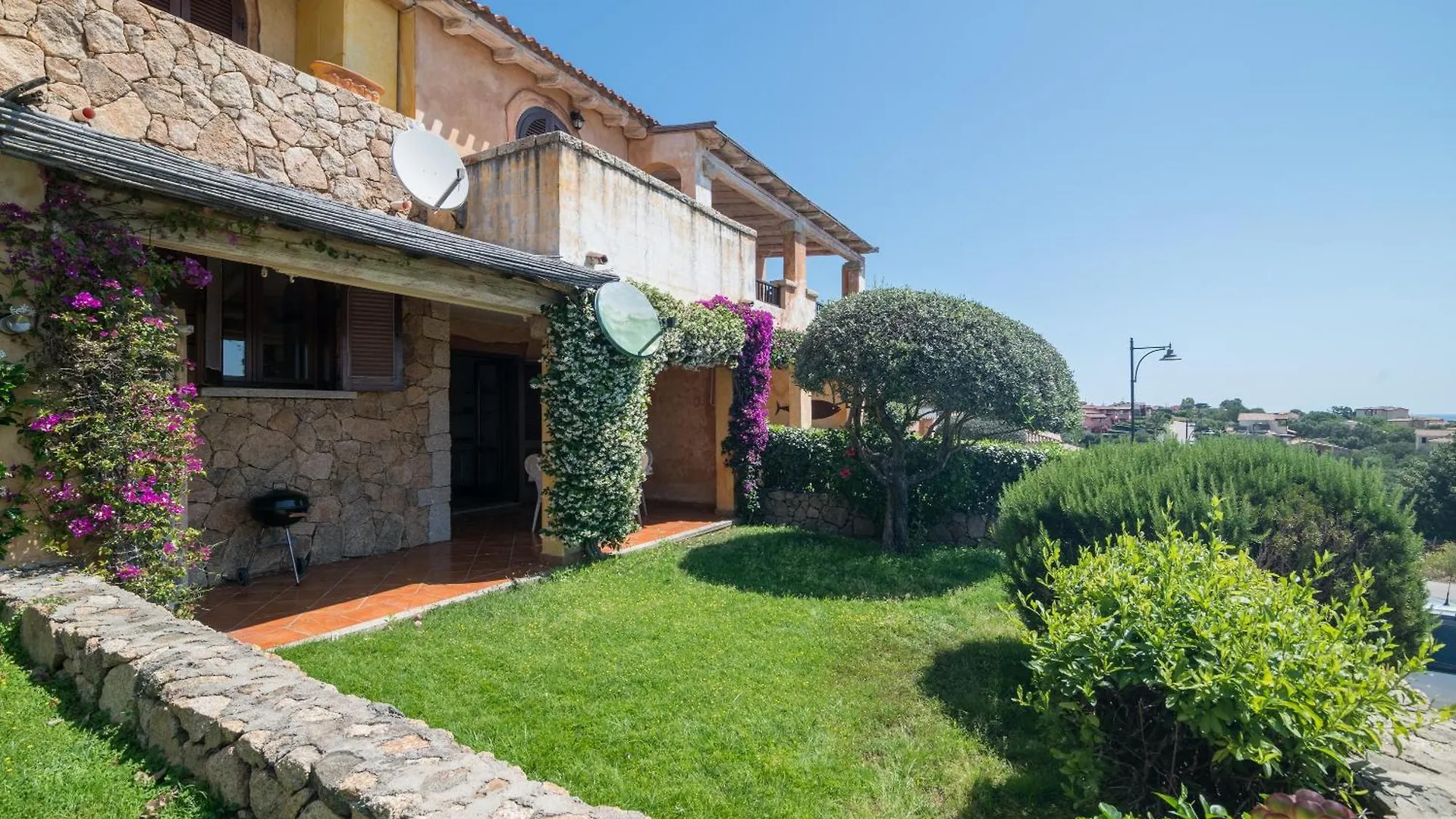شقة Belvedere 3-2 Giardino E Vista Mare أولبيا